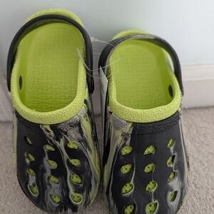 Kids Black and Neon Green Slip-On Clog